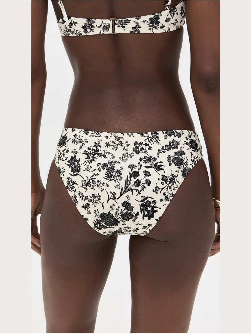 Ulla Johnson Dani Mid-Rise Bikini Bottom (White Gardenia)